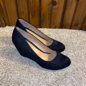 Black Suede Size 7.5 wedge heels by CL by Laundry.